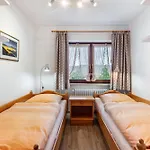 Pensión Cafe-restaurant-gaestehaus Waldvogel