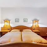 Cafe-restaurant-gaestehaus Waldvogel Affittacamere