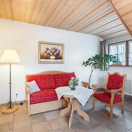 Cafe-restaurant-gaestehaus Waldvogel Rinken