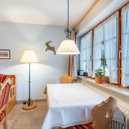 Cafe-restaurant-gaestehaus Waldvogel Maison d'hôtes